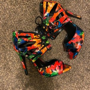 COLORFUL STEVE MADDEN HEELS